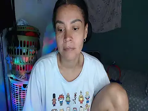 shayna cute online show from June 28, 2026, 2:28 am