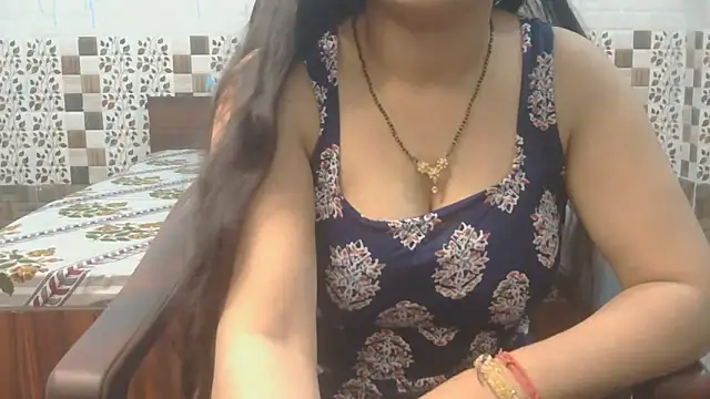 Snapshot of Sneha_lovely01 chatting on May 30, 2026, 7:49 am Sneha lovely01 online show from May 30, 2026, 7:49 am