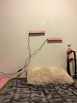 Snapshot of rebkbia chatting on November 2, 2025, 7:49 pm rebkbia online show from November 2, 2025, 7:49 pm