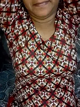 Neha533 online show from April 1, 2026, 6:38 pm