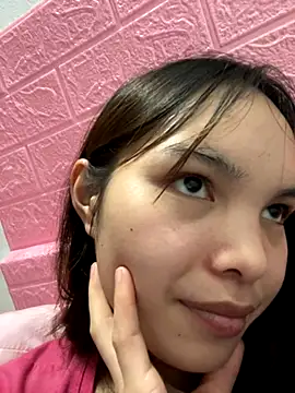 Snapshot of A_lyly chatting on November 12, 2025, 5:35 pm A lyly online show from November 12, 2025, 5:35 pm