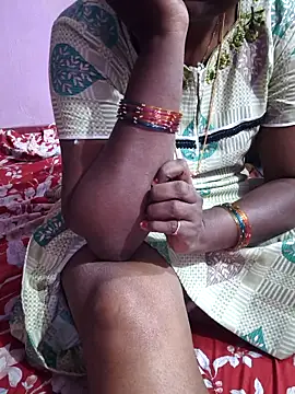 Snapshot of hyd_couple7878 chatting on November 10, 2025, 5:56 pm hyd couple7878 online show from November 10, 2025, 5:56 pm