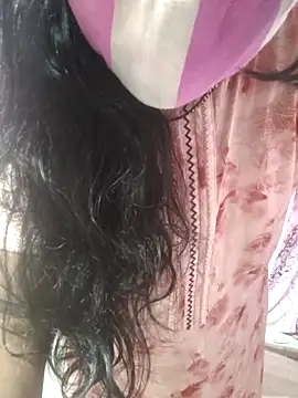 hyd couple7878 online show from May 28, 2026, 12:35 pm