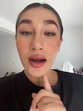 Snapshot of celeste_Velez chatting on November 14, 2025, 3:00 pm celeste Velez online show from November 14, 2025, 3:00 pm