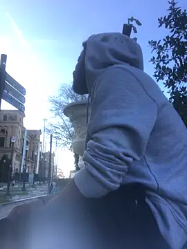 Angel23cm1 online show from December 18, 2025, 11:38 am