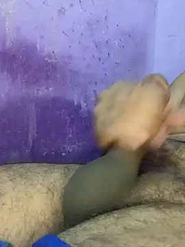 Snapshot of hotman29 chatting on November 7, 2025, 12:21 am hotman29 online show from November 7, 2025, 12:21 am