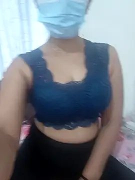 Aarti909090 online show from March 28, 2026, 11:43 am