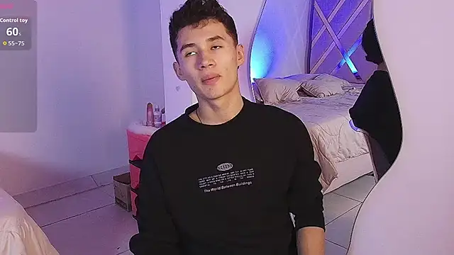 Eiden Blake online show from April 3, 2026, 1:36 am