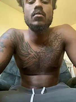 Snapshot of youngbull_dada chatting on November 4, 2025, 8:19 pm youngbull dada online show from November 4, 2025, 8:19 pm