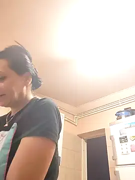 SugarDiamonds online show from February 3, 2025, 7:18 am