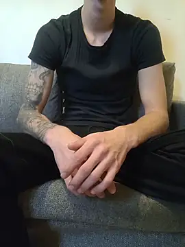 DeepSecret0 online show from November 12, 2025, 2:50 pm