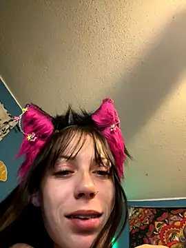 kittenkisses3 online show from November 15, 2025, 2:31 am