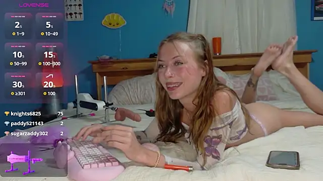 Snapshot of kittenkisses3 chatting on June 29, 2026, 1:23 am kittenkisses3 online show from June 29, 2026, 1:23 am