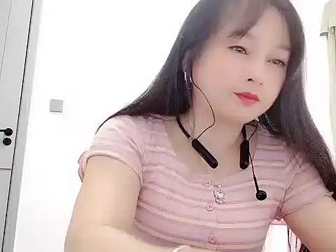 Snapshot of Alice-Baby520 chatting on November 4, 2025, 1:16 am Alice-Baby520 online show from November 4, 2025, 1:16 am