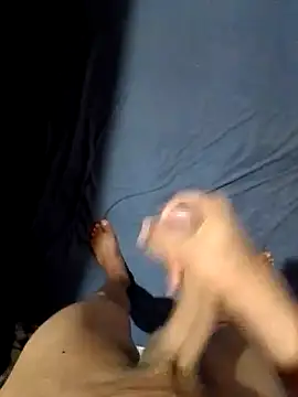 Snapshot of magro248 chatting on November 17, 2025, 1:39 pm magro248 online show from November 17, 2025, 1:39 pm