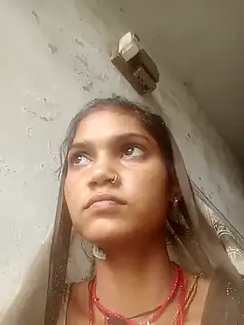 Snapshot of Jooli_cuty chatting on November 5, 2025, 3:39 am Jooli cuty online show from November 5, 2025, 3:39 am