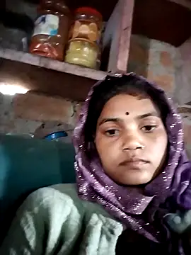 Jooli cuty online show from February 19, 2026, 6:09 am