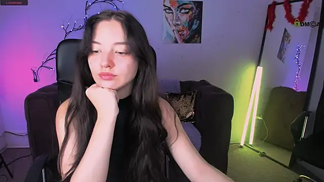 baby hotte online show from December 2, 2025, 6:41 am