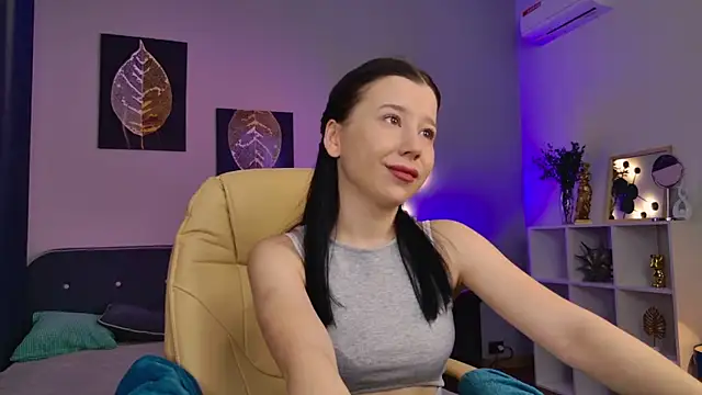 Snapshot of Michelle_Miles_ chatting on November 11, 2025, 1:11 pm Michelle Miles online show from November 11, 2025, 1:11 pm