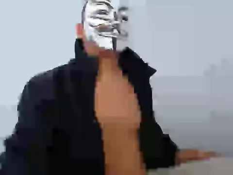 Snapshot of luminos- chatting on November 6, 2025, 2:07 pm luminos- online show from November 6, 2025, 2:07 pm