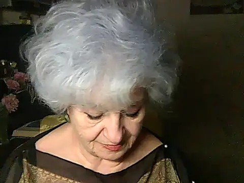 Snapshot of ValeriaKroww chatting on July 18, 2026, 6:56 pm ValeriaKroww online show from July 18, 2026, 6:56 pm