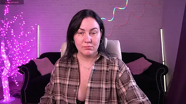 Snapshot of VelvetLuck chatting on March 2, 2026, 2:13 pm VelvetLuck online show from March 2, 2026, 2:13 pm