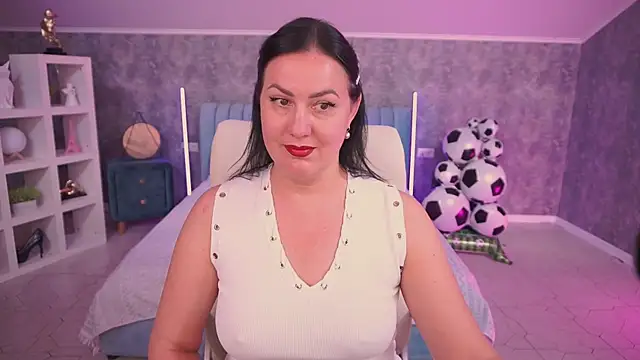 VelvetLuck online show from July 7, 2026, 5:54 am