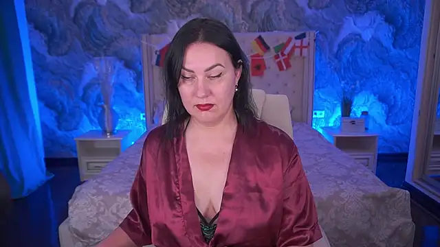 VelvetLuck online show from July 18, 2026, 12:53 pm