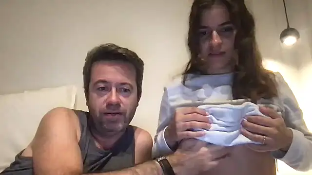 pia couple online show from November 12, 2025, 8:30 pm