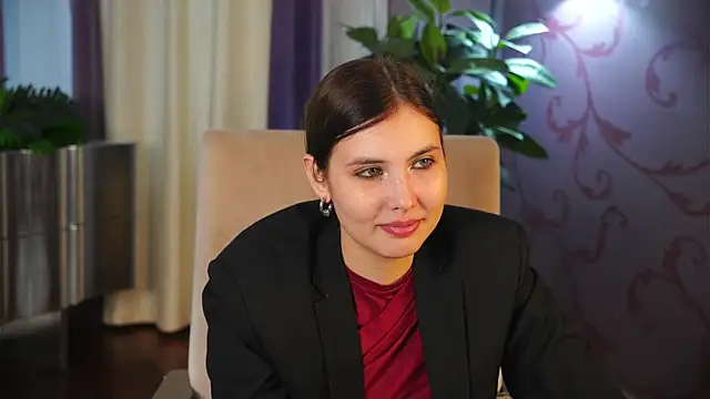 JanyceGrzyb online show from November 9, 2025, 11:19 am