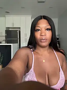 Snapshot of PrincessDreamm chatting on June 28, 2026, 5:30 pm PrincessDreamm online show from June 28, 2026, 5:30 pm