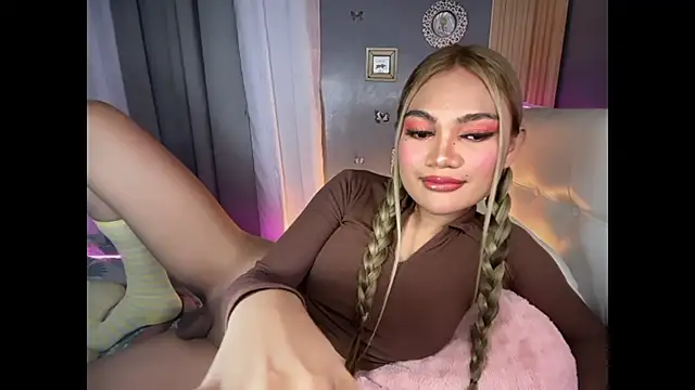 Tsfoxyangelx online show from April 6, 2026, 9:16 pm