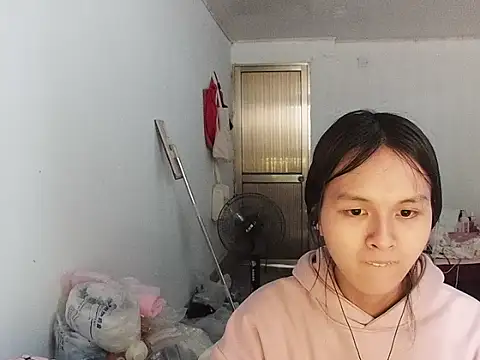 RebelAura online show from May 4, 2026, 10:28 pm