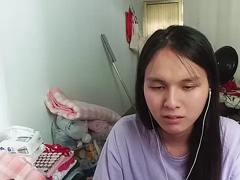 RebelAura online show from June 29, 2026, 1:12 am