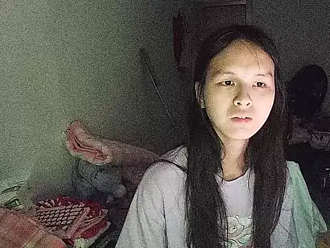 RebelAura online show from June 30, 2026, 12:33 am