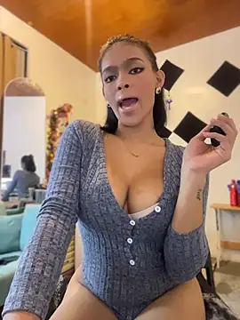 Snapshot of miapasitaa chatting on December 21, 2025, 7:43 pm miapasitaa online show from December 21, 2025, 7:43 pm