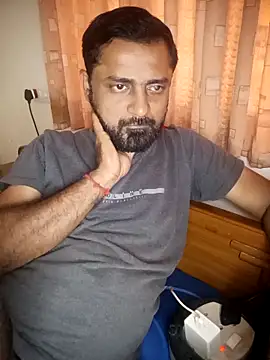 RubyEntity online show from December 15, 2025, 2:49 am