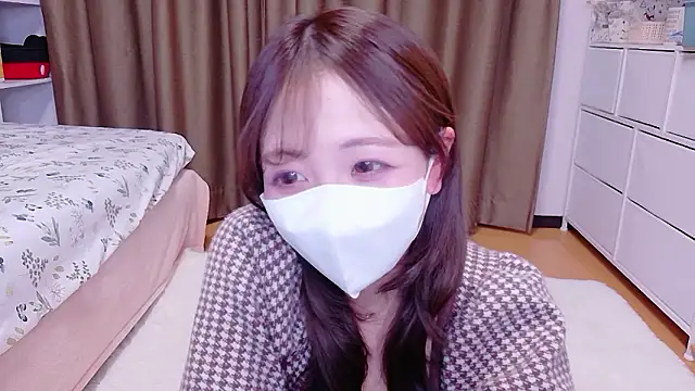 -aotan- online show from April 7, 2026, 11:54 am