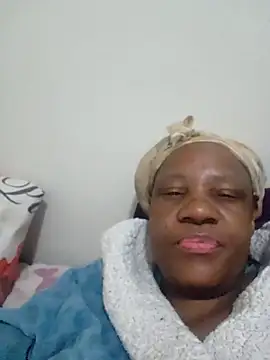 Mommy Sienna online show from December 15, 2025, 12:48 am