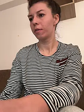 Snapshot of EdaQueen chatting on March 15, 2026, 12:00 pm EdaQueen online show from March 15, 2026, 12:00 pm