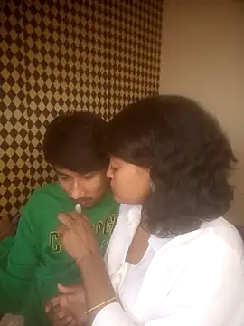 Freakingromance online show from March 13, 2026, 6:09 am