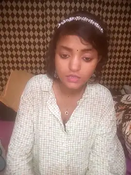 Freakingromance online show from April 15, 2026, 7:58 pm