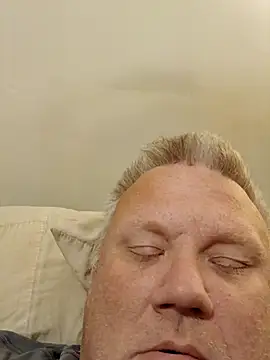 Snapshot of Jbirdb800 chatting on November 5, 2025, 10:59 am Jbirdb800 online show from November 5, 2025, 10:59 am