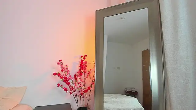 Snapshot of samgomez_ chatting on February 19, 2026, 5:53 pm samgomez online show from February 19, 2026, 5:53 pm