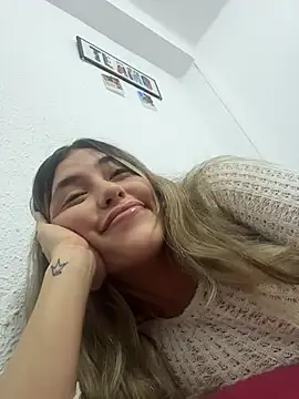 Snapshot of dhurata_22 chatting on November 8, 2025, 10:08 pm dhurata 22 online show from November 8, 2025, 10:08 pm