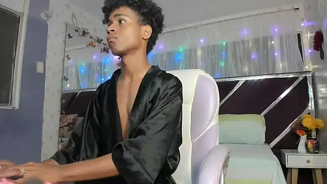 Santy bigcock 01 online show from March 16, 2026, 12:09 pm