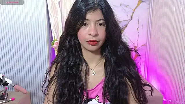 Sandyy tay online show from April 8, 2026, 11:32 am