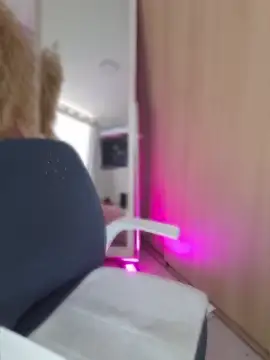 annie  20 online show from April 9, 2026, 6:57 pm