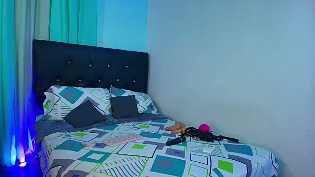 Lulu swarts online show from February 10, 2026, 7:07 pm