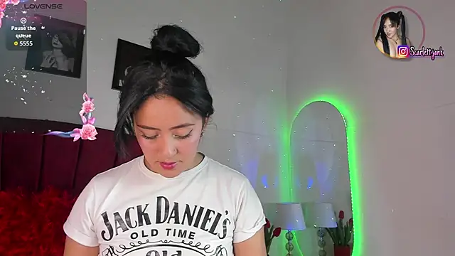 Scarlett Jank online show from June 30, 2026, 8:54 pm
